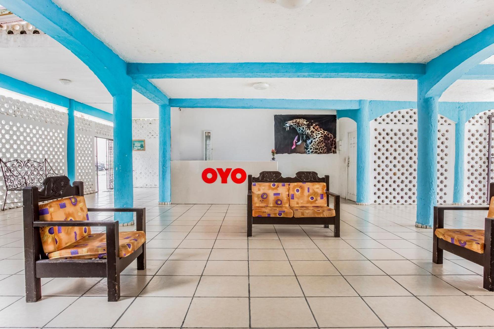 Oyo Hotel Jaguar Канкун Екстериор снимка